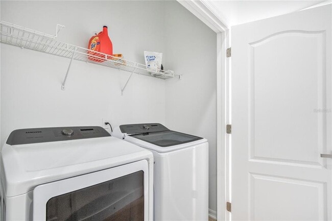 Building Photo - 1659 Hanks Ave