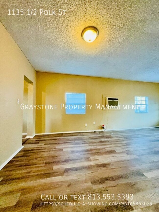 Building Photo - 1135 1/2 Polk St-