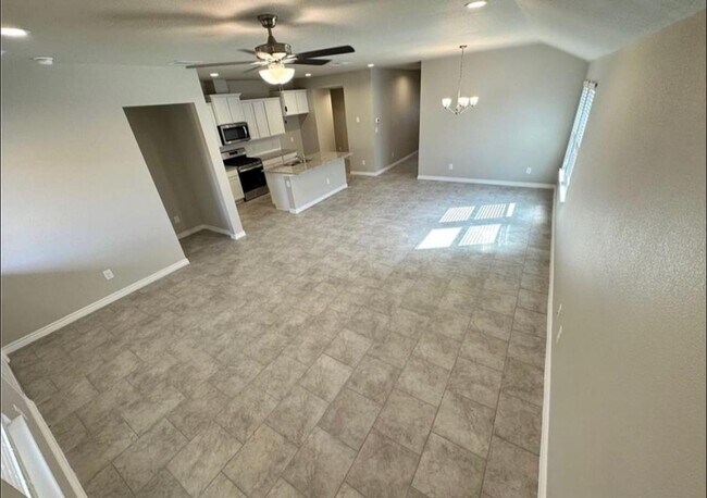 Building Photo - 7742 Lariat Toss Dr