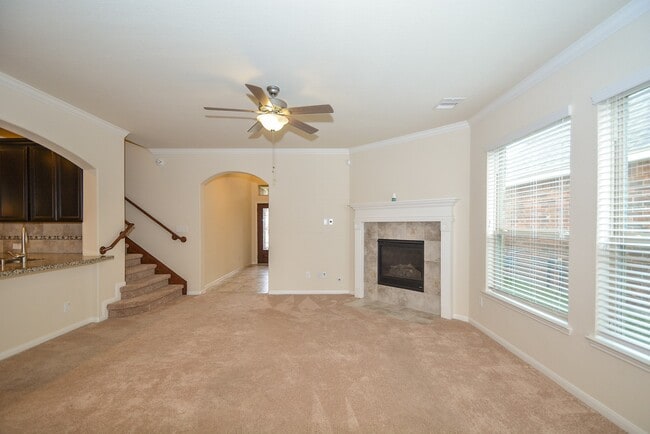 Building Photo - 20215 Stonebridge Terrace Dr