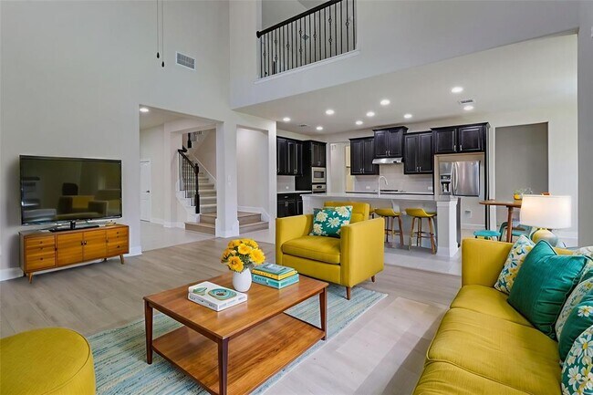 Building Photo - 3009 Silvergrass Cv