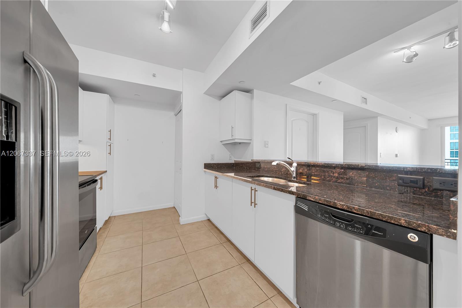 Building Photo - 7350 SW 89th St
