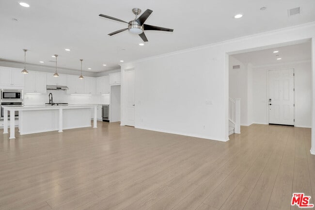 Building Photo - 3971 Somerston Way