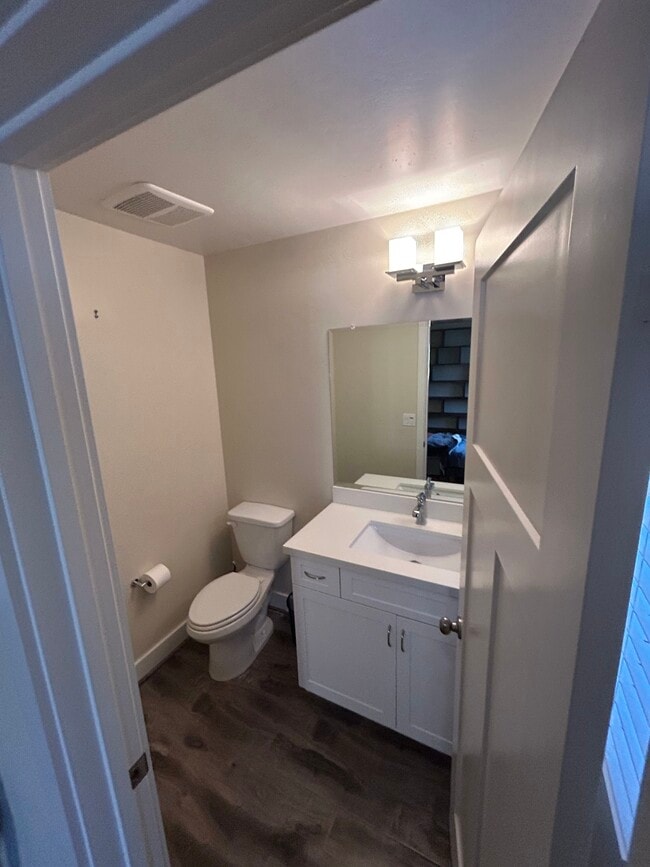Building Photo - 3211 Fennel Ln