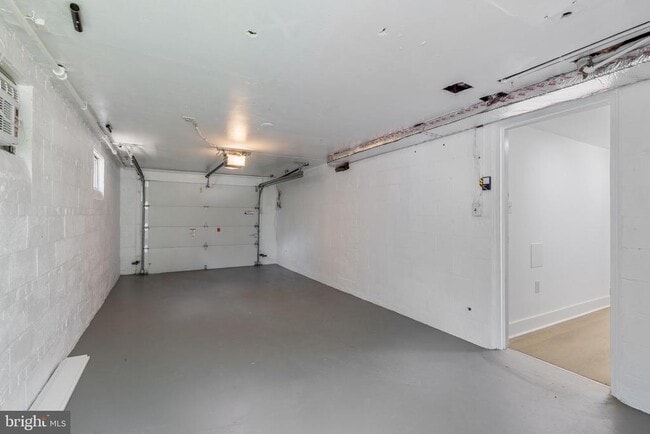 Building Photo - 4910 66th Ave