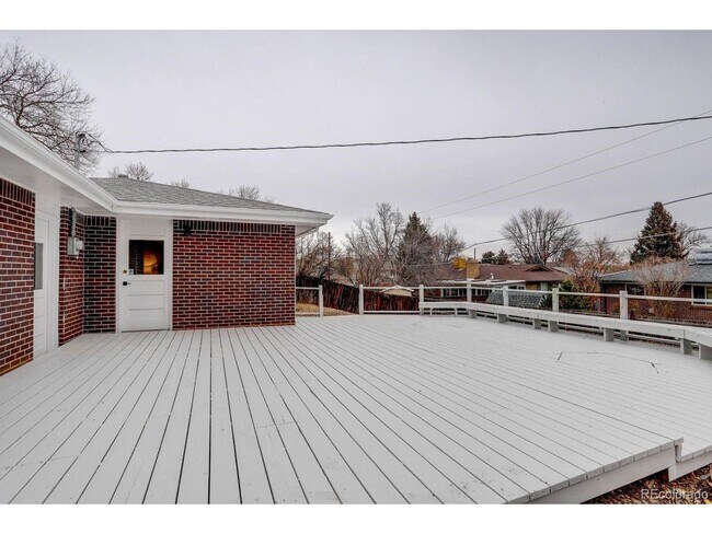 Building Photo - Spotless Allendale Ranch