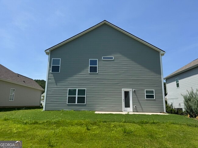 Building Photo - 202 Sycamore Ln