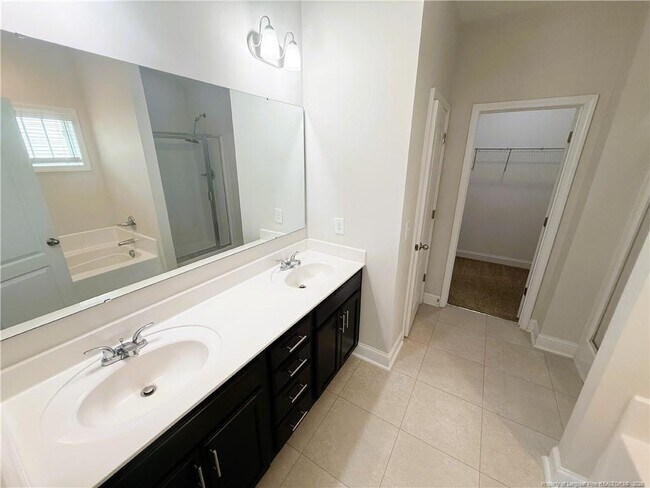 Building Photo - 151 Pittfield Run
