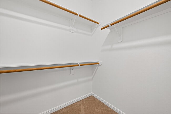 Building Photo - 7927 Tindarey Maple Trace