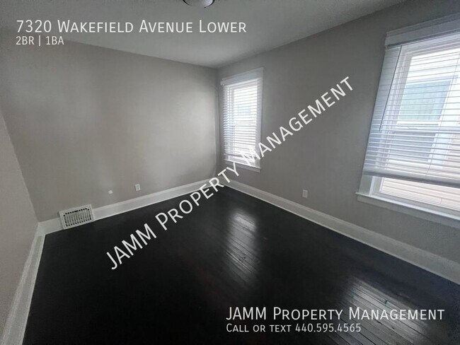 Building Photo - Detroit-Shoreway LOWER APT:  2-Bedroom 1-B...