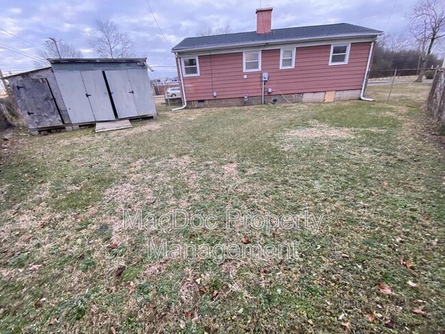 Building Photo - 1804 Airport Ave