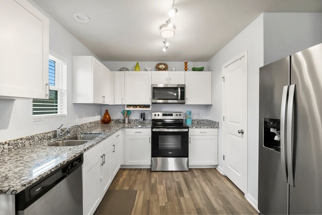 Building Photo - 14182 Harlequin Dr