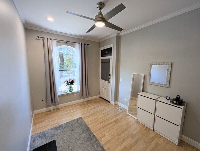 Building Photo - Exquisite Home in Lafayette Square - $500 ...