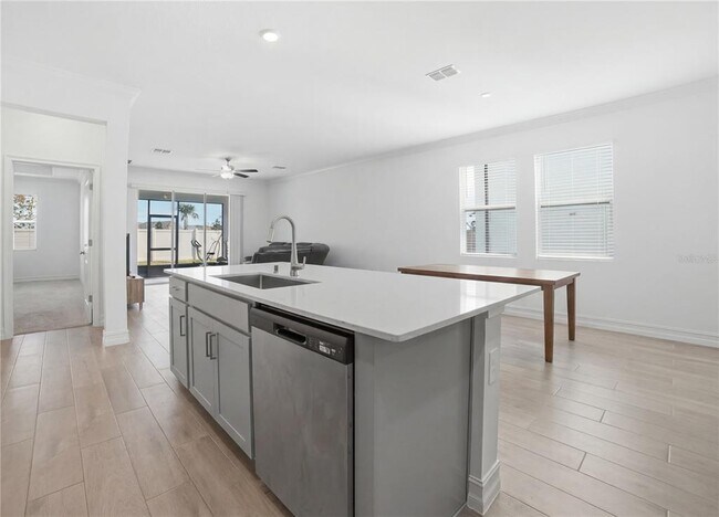 Building Photo - 11534 72nd Pl E