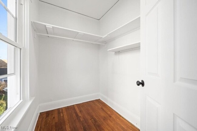 Building Photo - 1643 Lincoln Ave