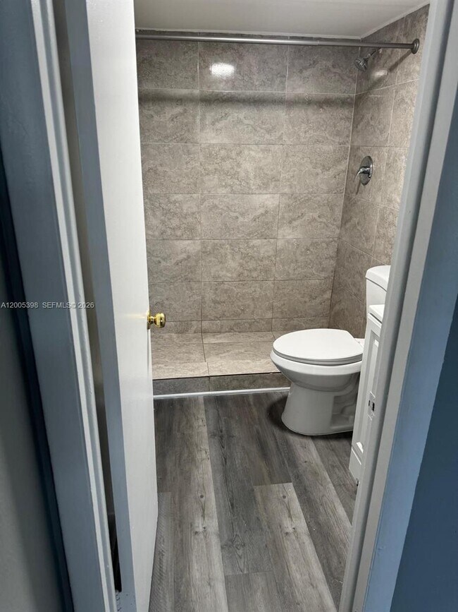 Building Photo - 301 NW 177th St