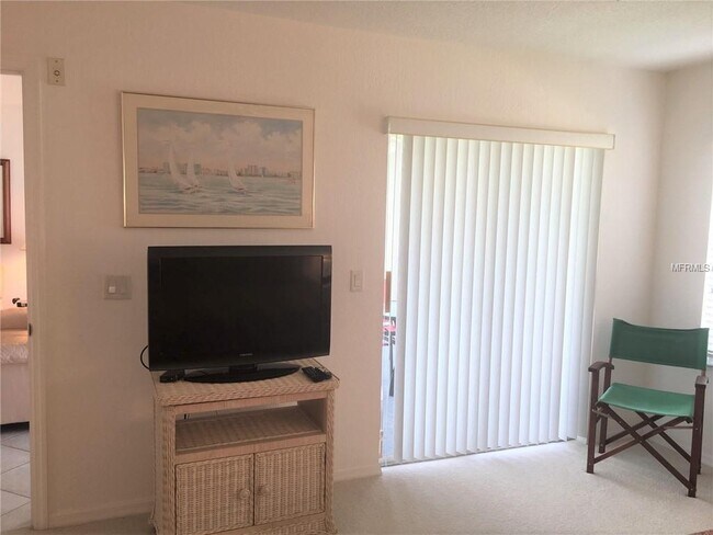 Building Photo - 5800 Sabal Trace Dr