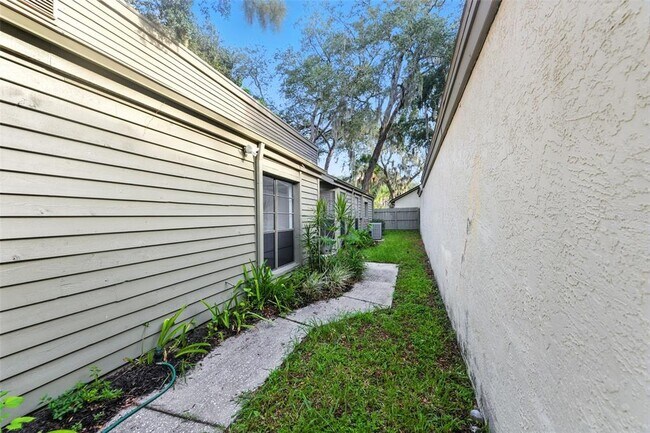 Building Photo - 4404 Oak Harbor Dr