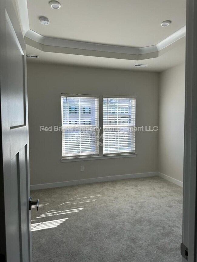 Building Photo - 1728 Aspire St