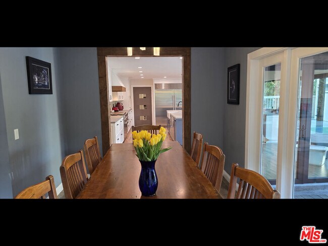 Building Photo - 4744 Haskell Ave