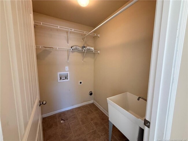 Building Photo - 16 Fort McClary Ct