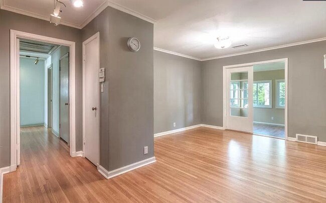 Building Photo - 3842 S Trenton Ave