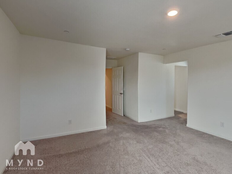 Building Photo - 8207 C Lopez Jr Wy