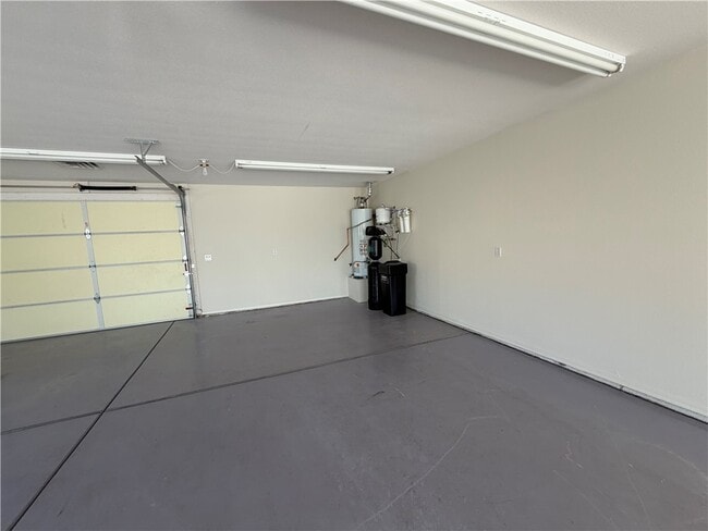Building Photo - 2581 Highland Trail
