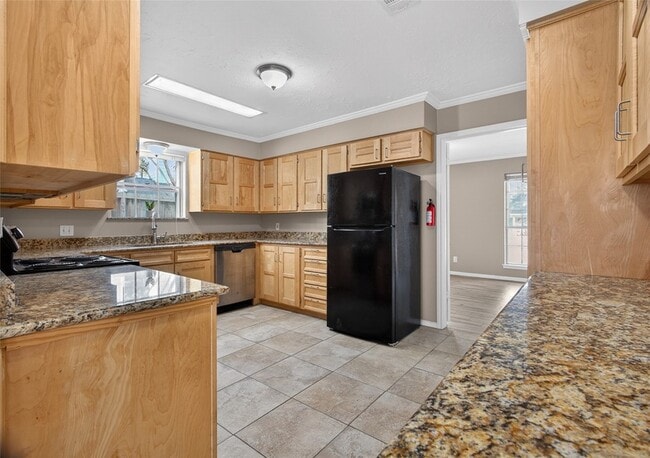 Building Photo - 27210 Jimmy Ln