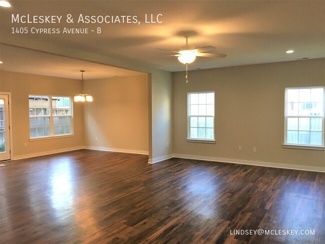 Building Photo - 1405 Cypress Ave