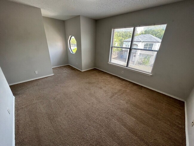 Building Photo - Application Received **MOVE-IN SPECIAL** A...