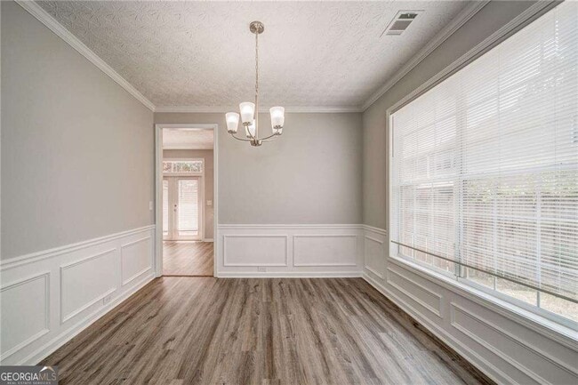 Building Photo - 132 Diamond Ridge Ave