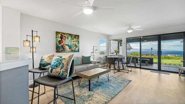 Building Photo - Renovated Two Bedroom/Two Bathroom at The Masters!