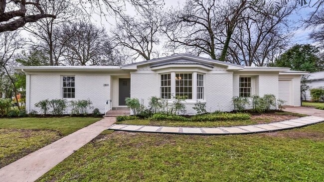 Primary Photo - 2801 Perry Ln
