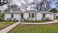 Building Photo - 2801 Perry Ln