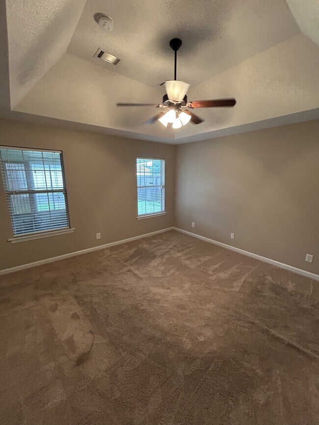Building Photo - 141 Barnes Ct