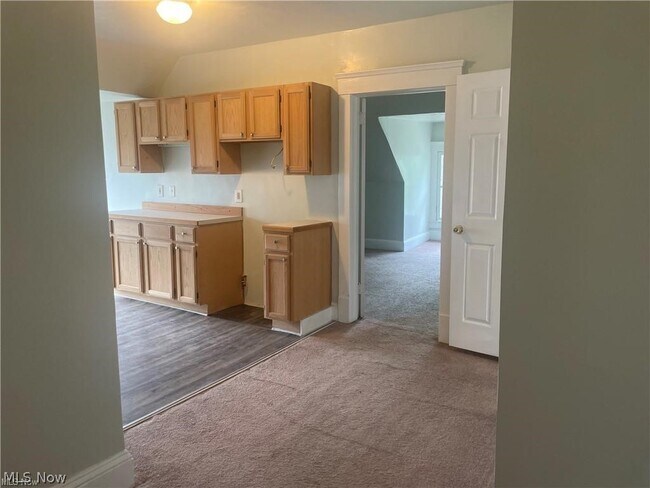 Building Photo - 1420 Ansel Rd