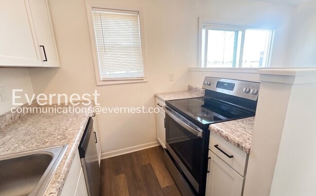 Building Photo - 3674 Arnelle Rd