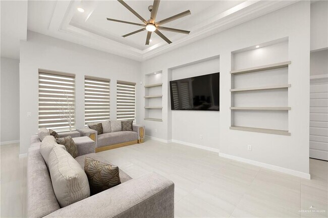 Building Photo - 24 Zenker Ave