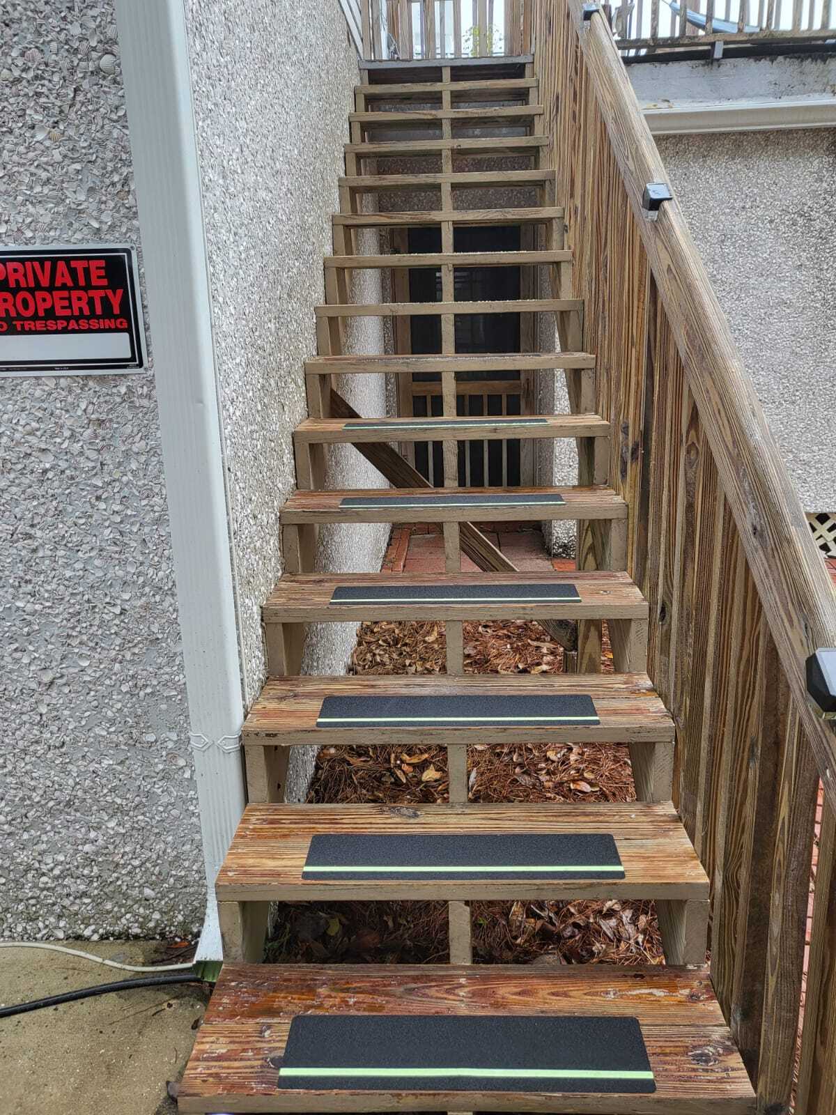 Building Photo - 422 Seabreeze Dr