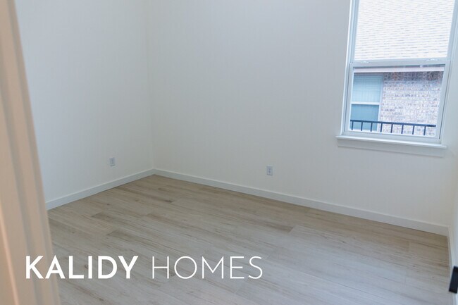Building Photo - 509 Beechwood Way