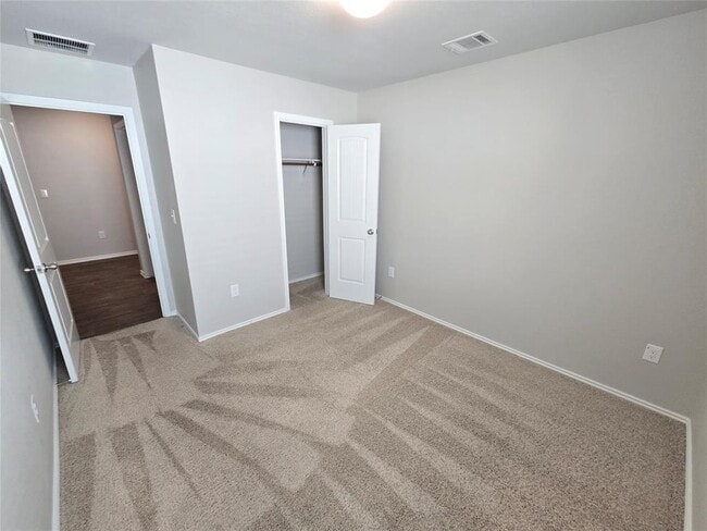 Building Photo - 12909 Brahmin Dr