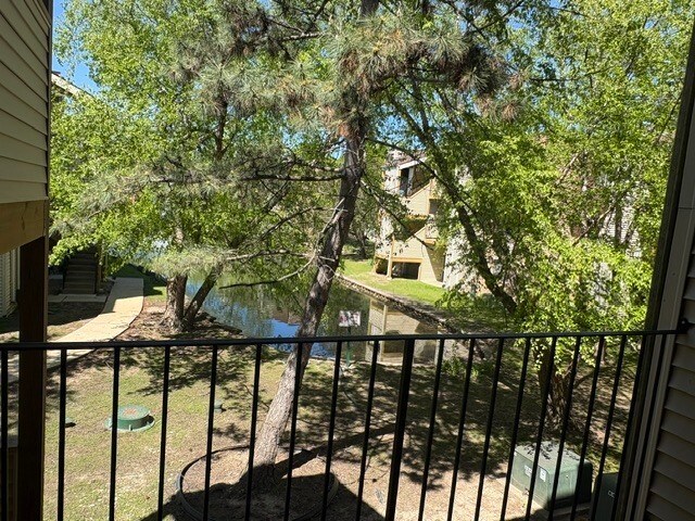 Building Photo - 200 S Waters Edge Dr