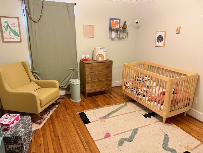Building Photo - Cute Three Bedroom Near Piedmont Hospital