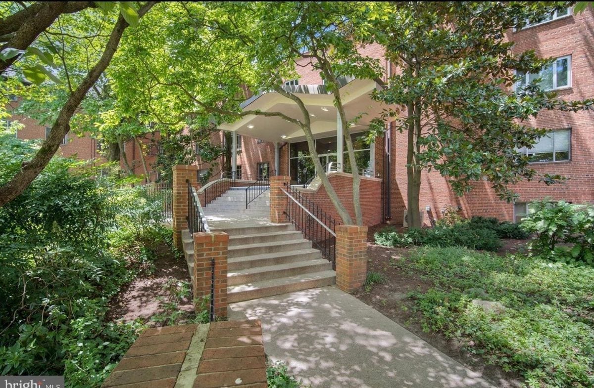 Building Photo - 5301 Westbard Cir