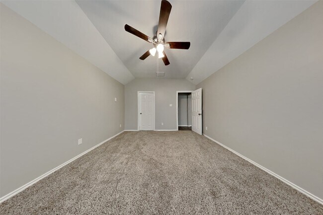 Building Photo - 6723 Carrington Ridge Ln