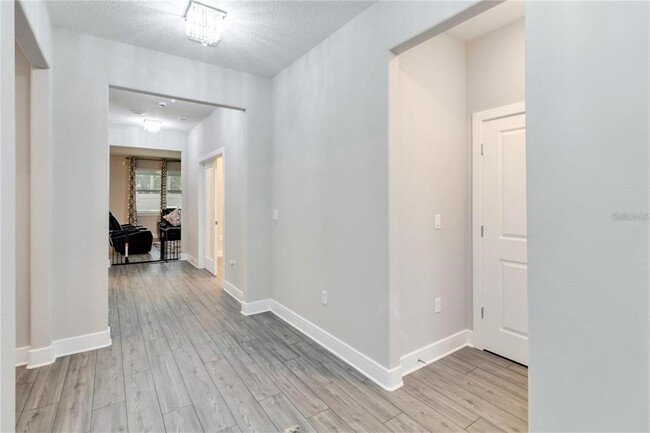 Building Photo - 4067 Meandering Bay Dr
