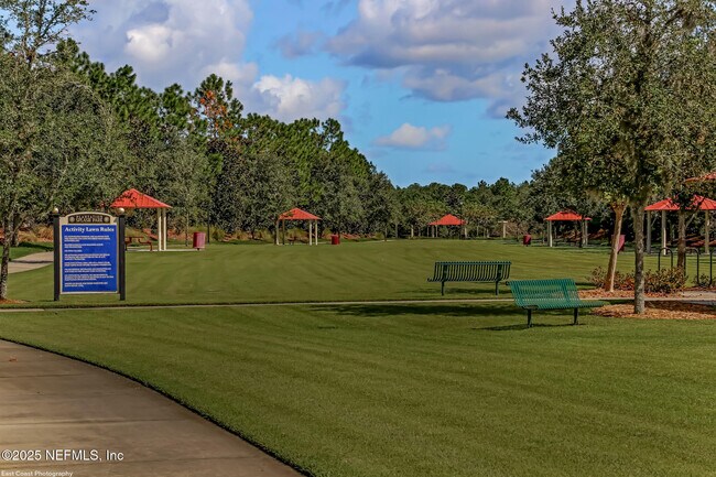 Building Photo - 1815 Green Springs Cir