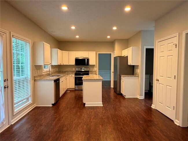 Building Photo - 2845 White Blossom Ln