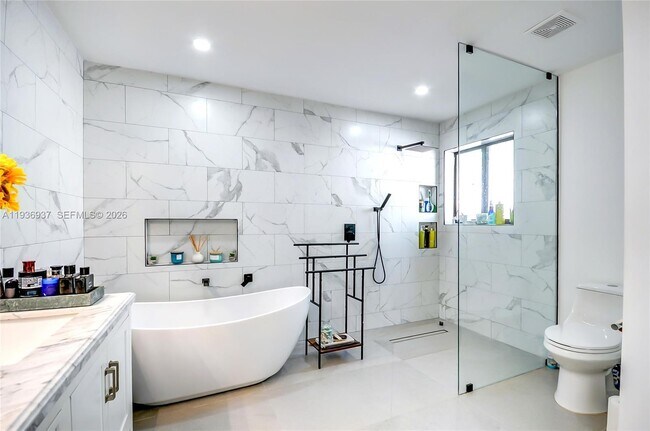 Building Photo - 1511 NW 87th Way